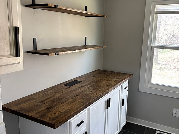 5th image of 2263 N Vernon Ave #2263