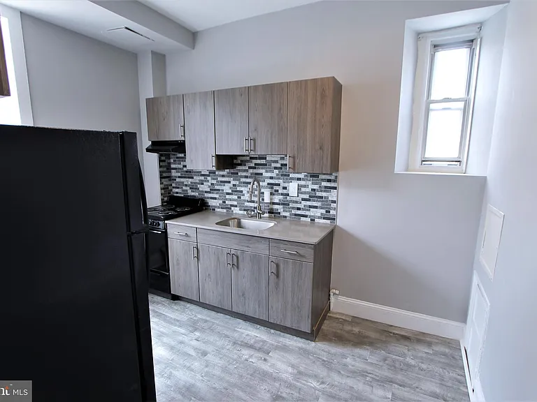 7942-46 Germantown Ave #207 — Photo 5