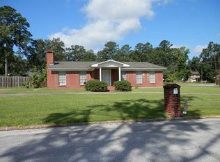 1400 Oak Hill Pl, Lufkin, TX 75904