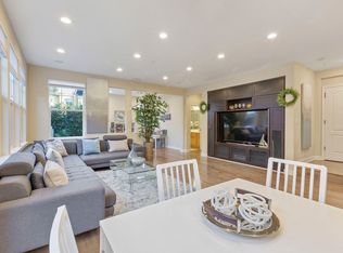 635 Pepperwood Ct, Mountain View, CA 94043