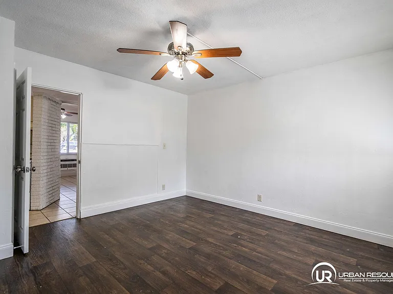 3049 NW 9th Ave #4 — Photo 10