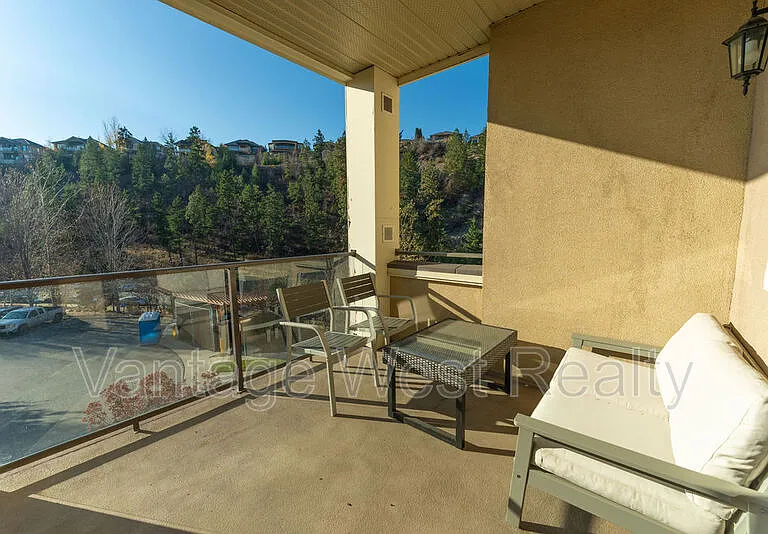 Country Club Dr #1303 — Photo 18