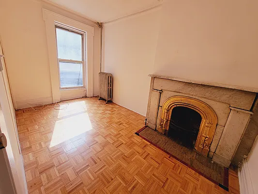 Rented by Brighton Management | media 3