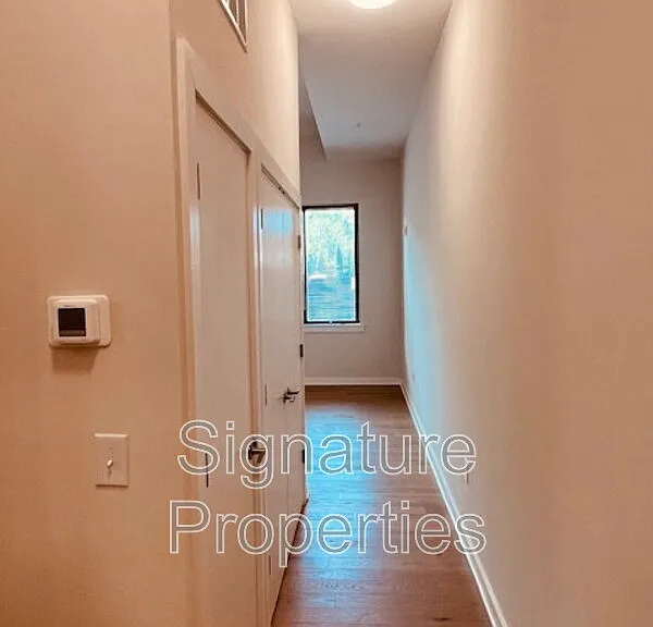 712 High St #3 — Photo 3