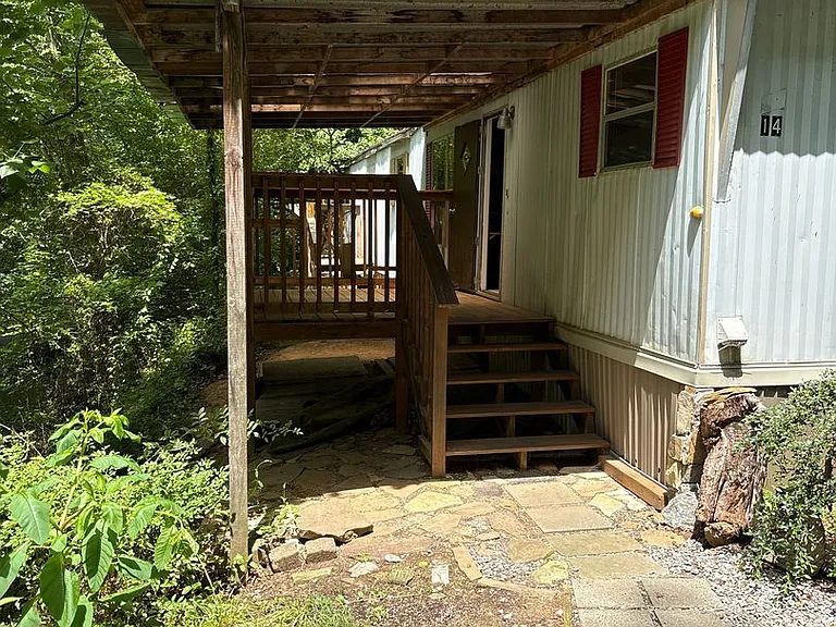 14 Baylie Grace Ln — Photo 1