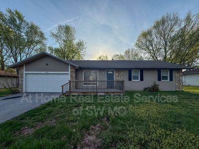 4050 S Ridgecrest Dr, Springfield, MO, 65807
