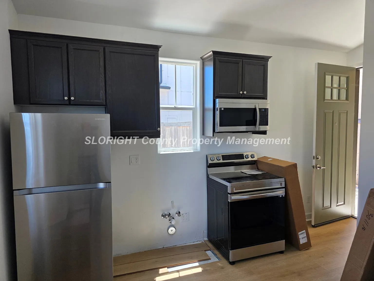 4 bed, 2.5 bath, $4,900 — Photo 3