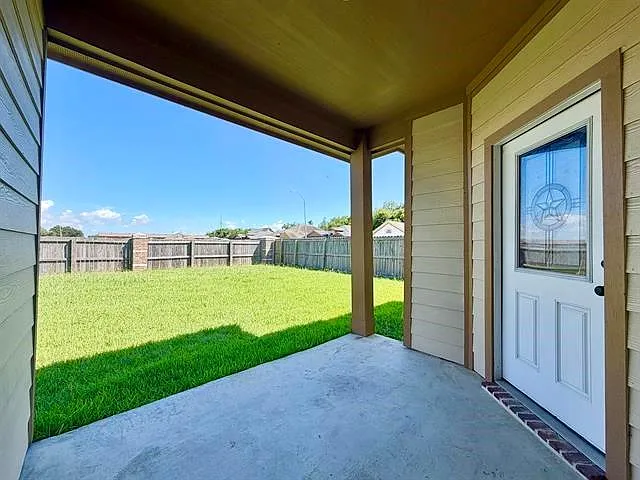 2850 Amber Ave — Photo 35
