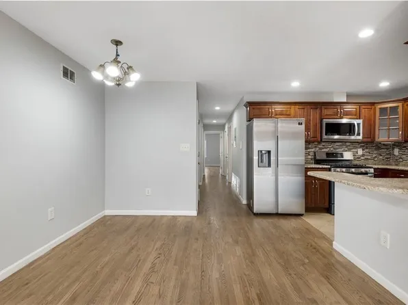 150 Congress Street image 5 of 13