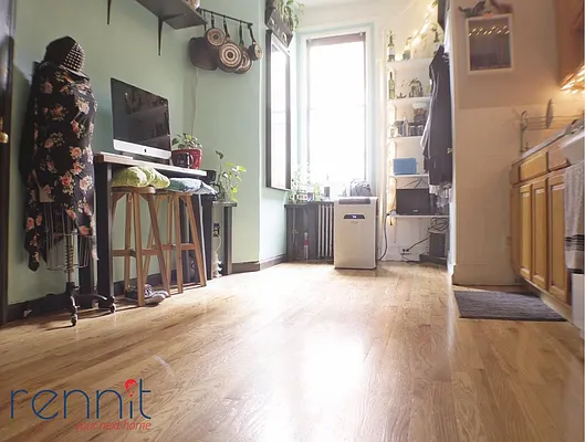 Rented by Rennit Inc. | media 29