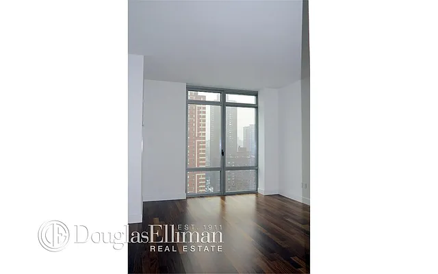 Rented by Douglas Elliman | media 31