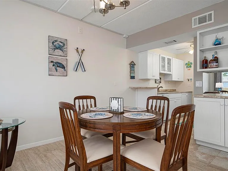 3808 Gulf Of Mexico Dr #E205 — Photo 6