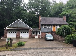 21 Sycamore Ln, Hewitt, NJ 07421