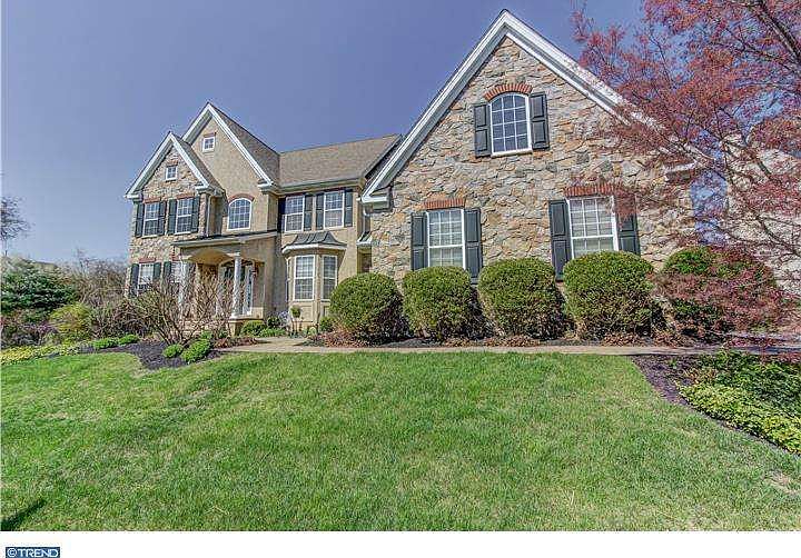 1st image of 156 Forest Dr