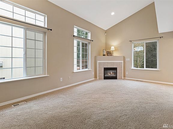 3rd image of 13508 67th Ave E