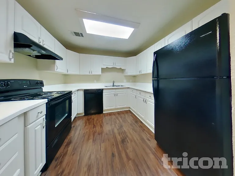 5536 Dunson Dr — Photo 7