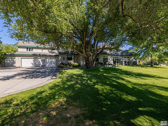 3rd image of 1580 Fifth Green Ct