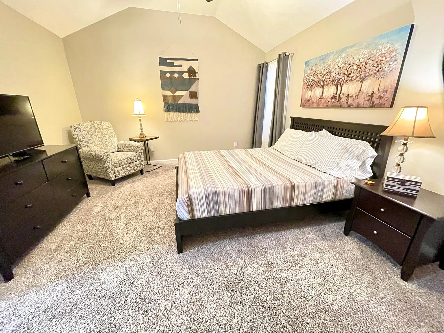 3 bed, 1115 sqft, $3,750 — Photo 2