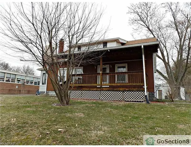 21 S Crandon Ave photo 1