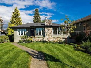 1436 Grand Blvd, North Vancouver, BC V7L 3X7