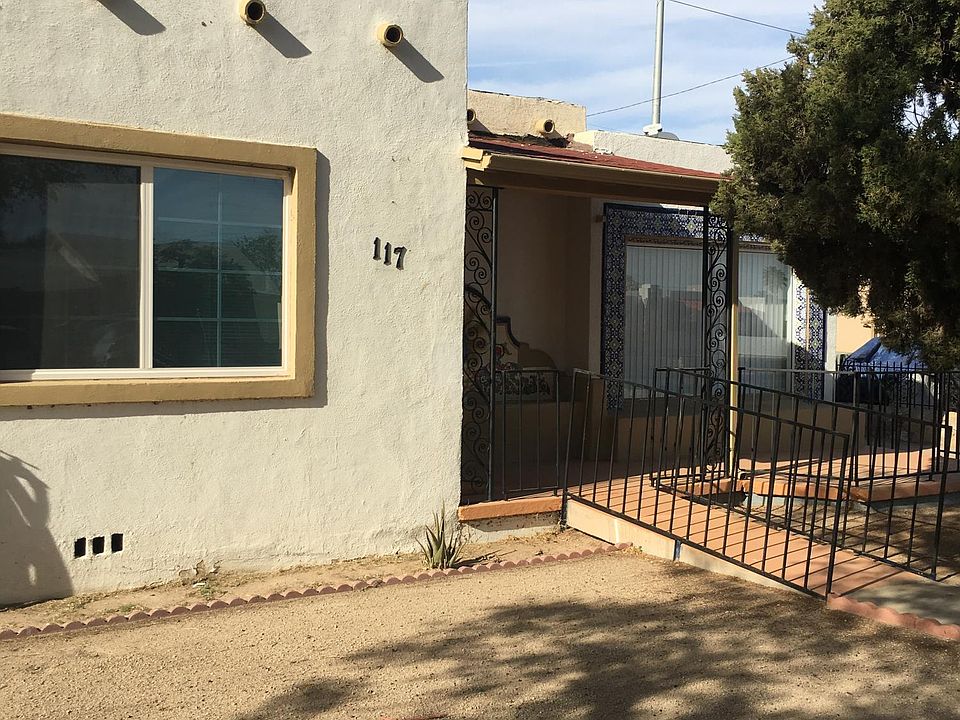 1st image of 117 Miller Cir