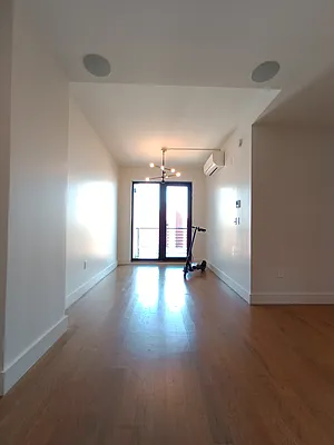 Rented by City Vista Inc | media 27