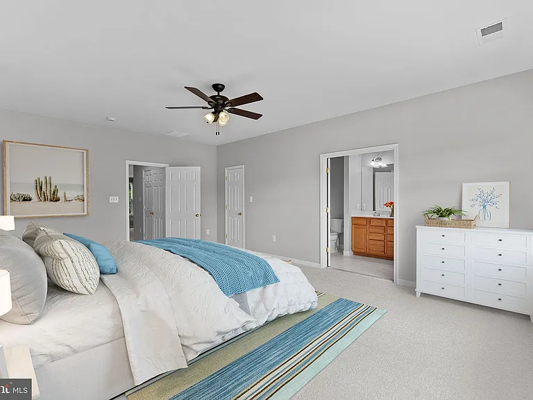 44253 Huron Ter — Photo 33