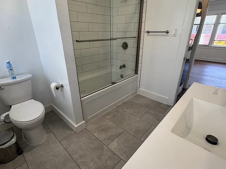315 Newport Ave — Photo 20