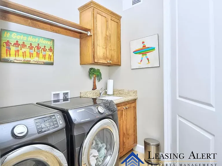 2526 Coburn Ln — Photo 26