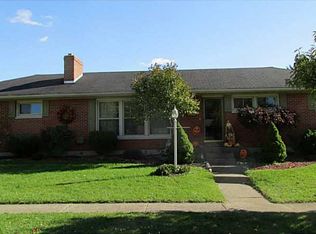 4194 Phoenix Dr, Springfield, OH 45503