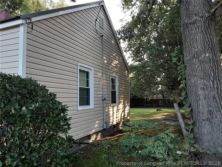 207 Willborough Ave — Photo 3