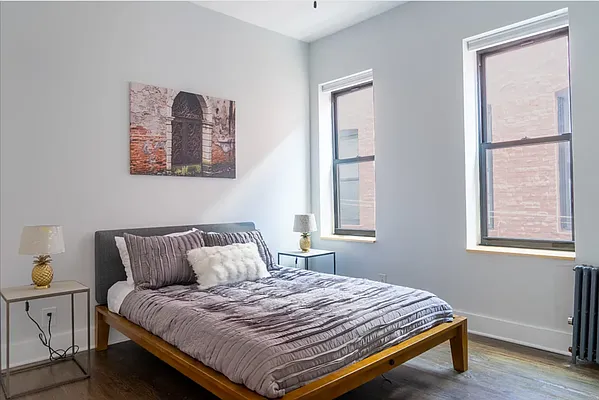 Rented by Compass | media 9