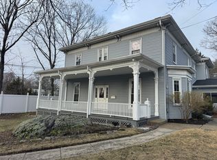 6 Rockland Pl Unit 6, Newton Upper Falls, MA 02464