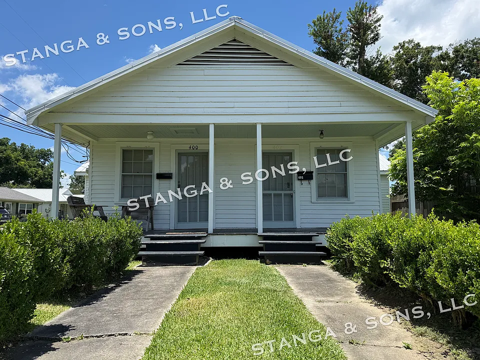 402 Coulon Rd