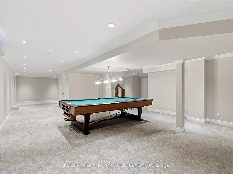 287 Royal Albert Ct — Photo 41