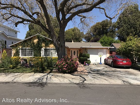 2nd image of 3249 Maddux Dr