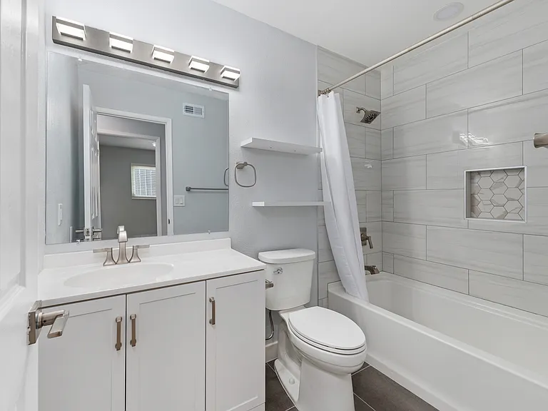 4048 Marzo St — Photo 16