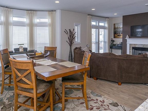 5th image of 115 Vine St #47