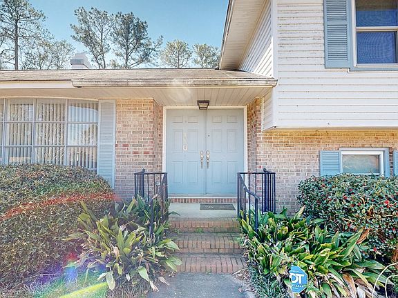 2nd image of 110 Longleaf Dr