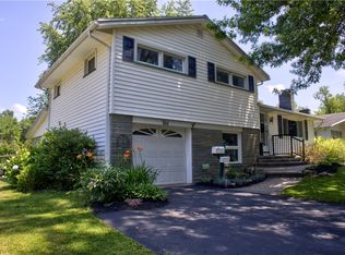 166 Wendover Rd, Rochester, NY 14610