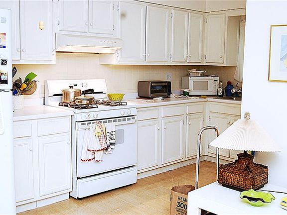 3rd image of 175 Hoffman Ave APT 307