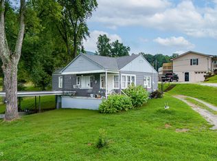 108 Zeni Ln, Harriman, TN 37748