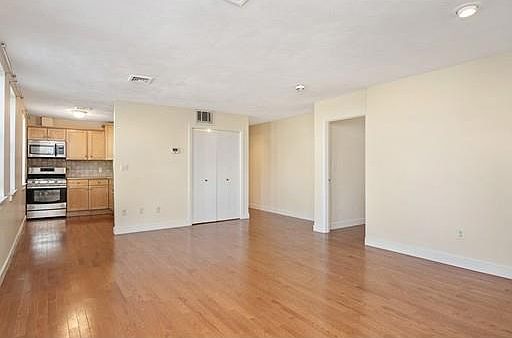 2nd image of 112 Riverway #3