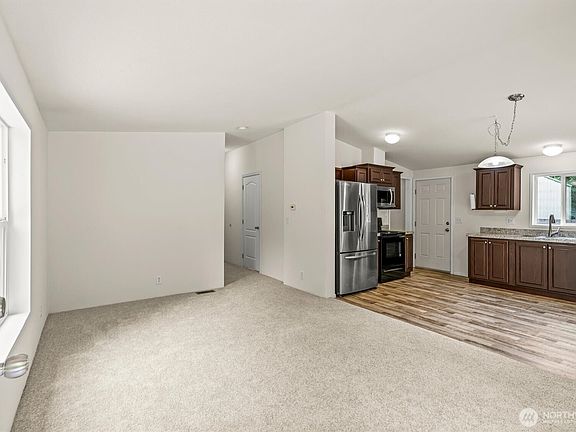 4th image of 22114 S S river drive
