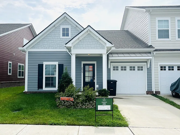 Blueberry Ln — Photo 1