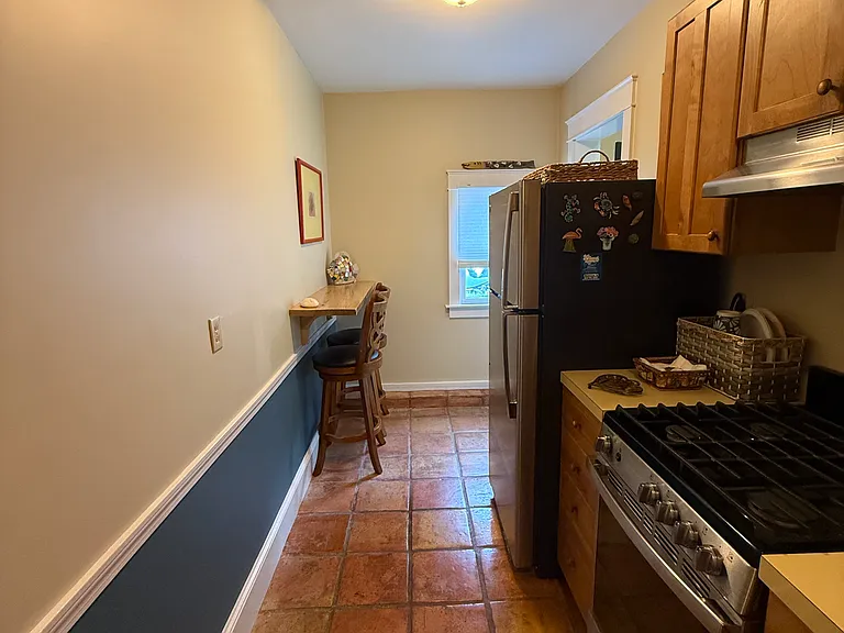 141 Coggeshall Ave #2 — Photo 6