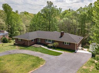 918 Rothowood Rd, Lynchburg, VA 24503