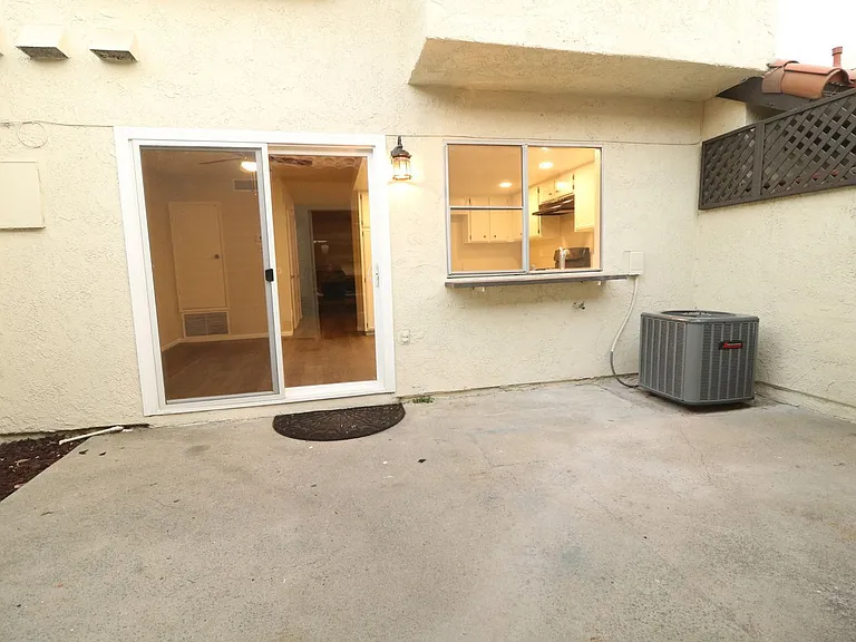 204 San Luis Rey Dr — Photo 22