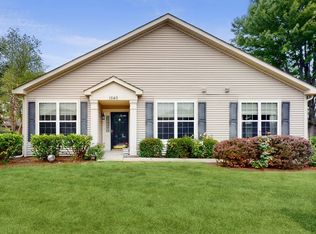 1540 W Cadillac Cir, Romeoville, IL 60446