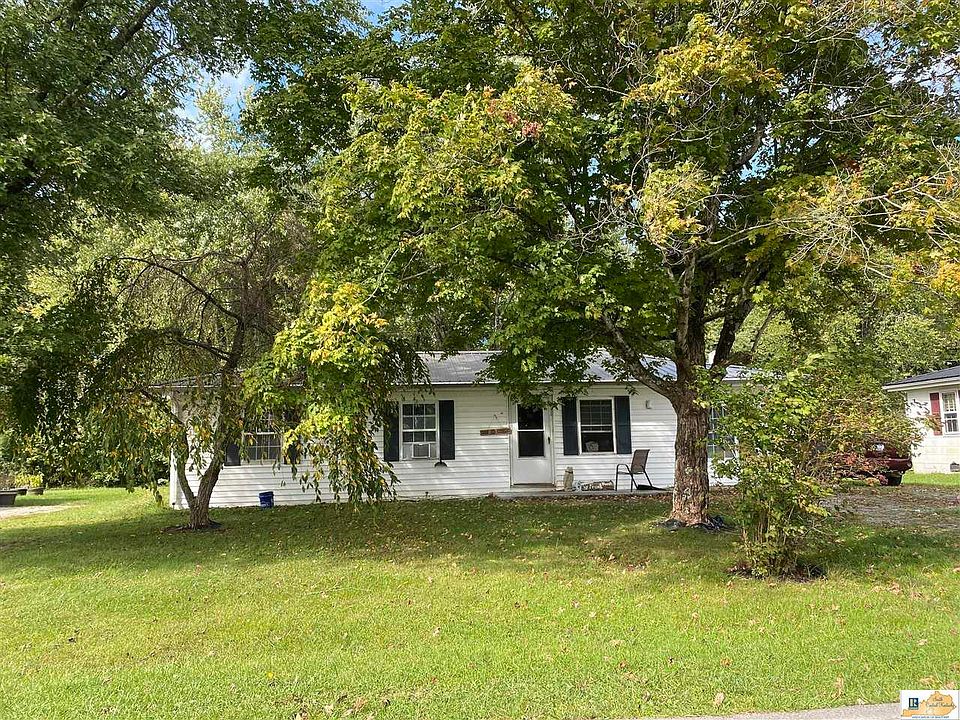 1st image of 211 Redwood St